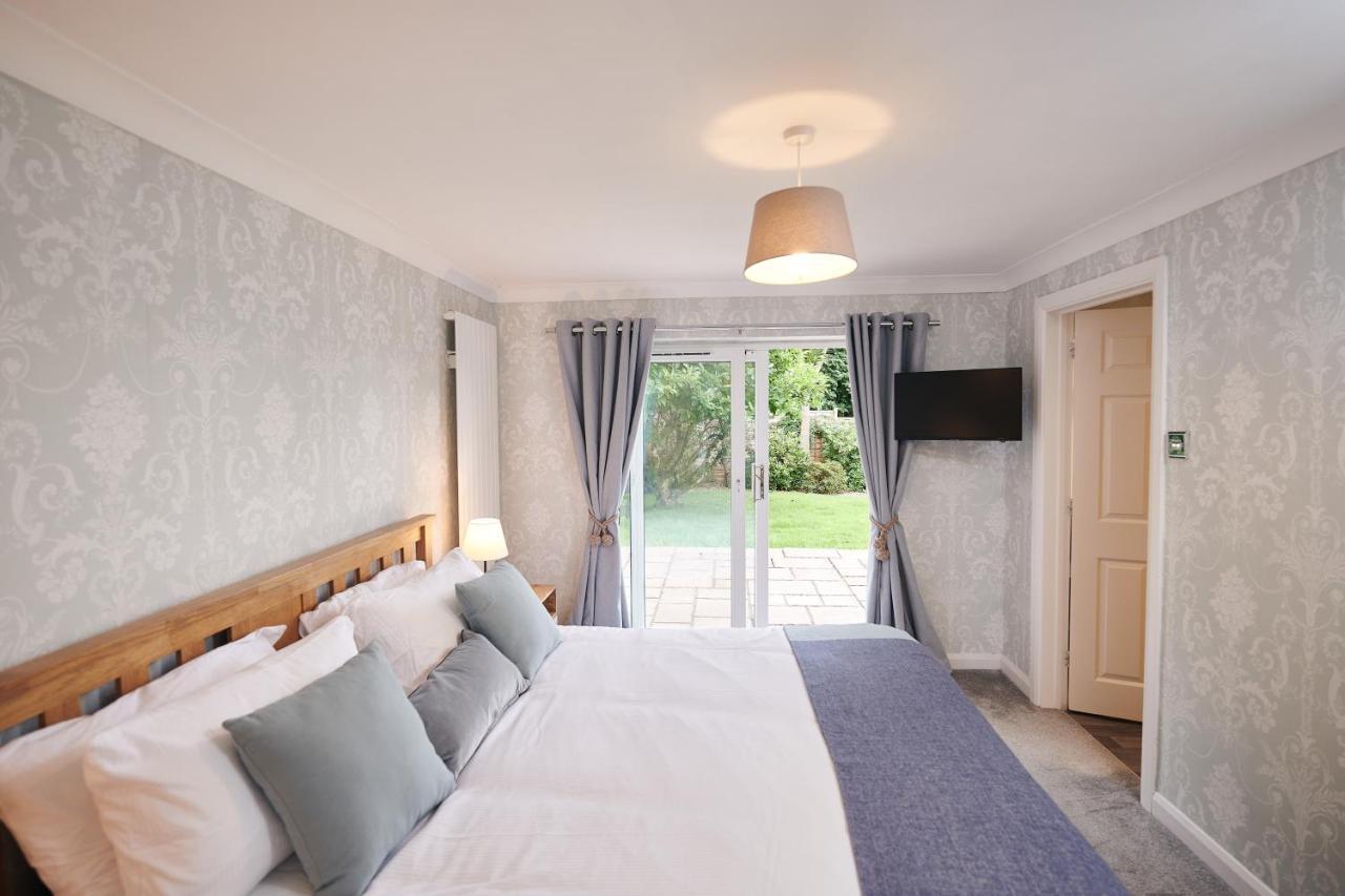 Sea Gem- Beautiful Family Home With Stunning Sea Views & Garden Tenby Exteriör bild