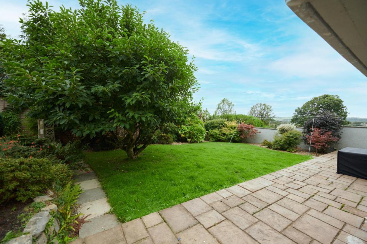 Sea Gem- Beautiful Family Home With Stunning Sea Views & Garden Tenby Exteriör bild